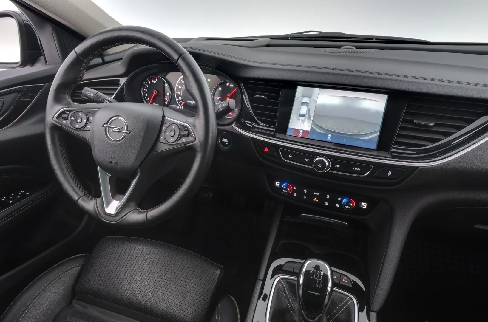 Car Image - 6ZpiFdJeLFY4i0Dn8hp2te