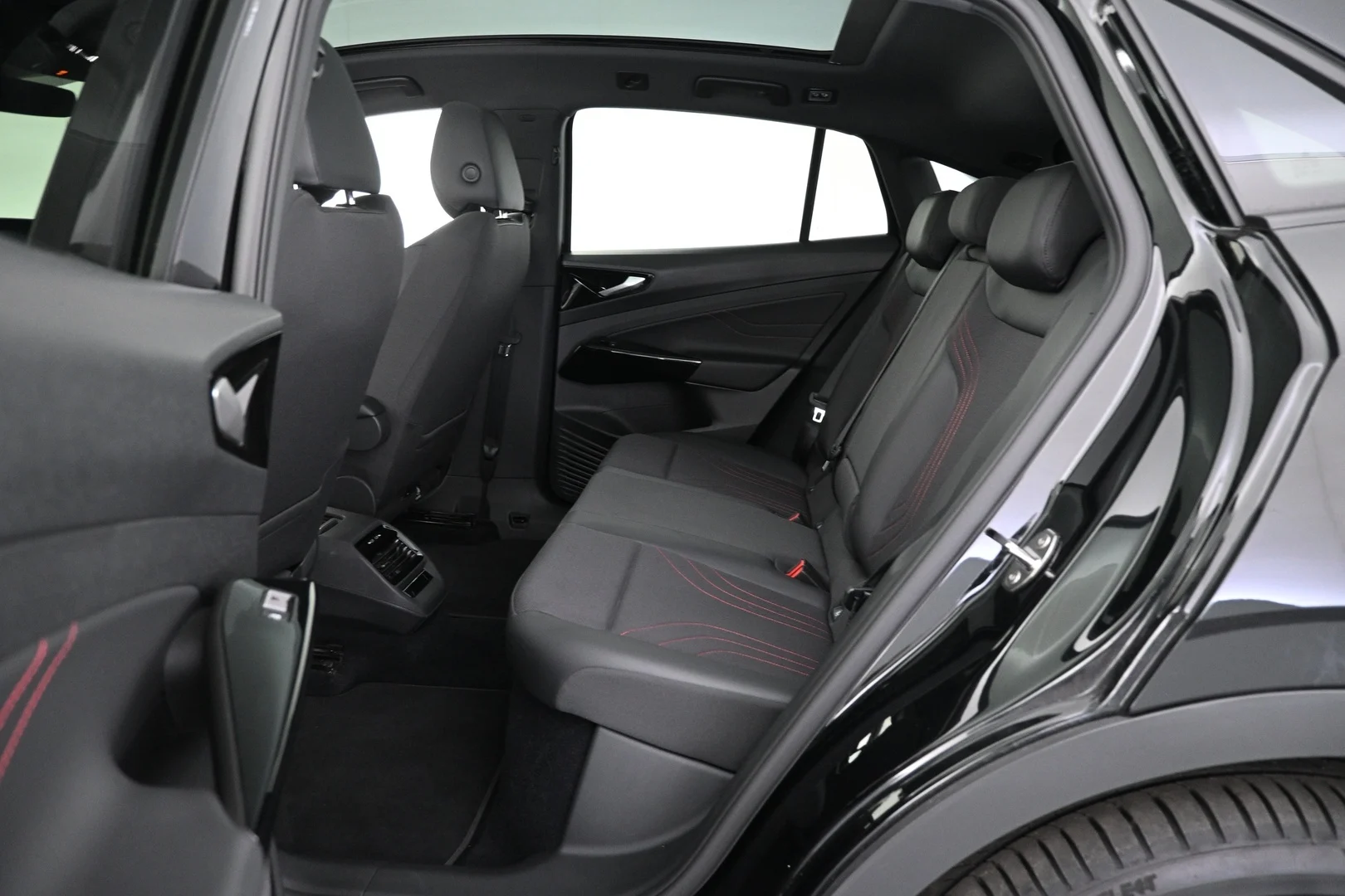 Car Image - 5dTilPMKGnwsakyyAzVco8