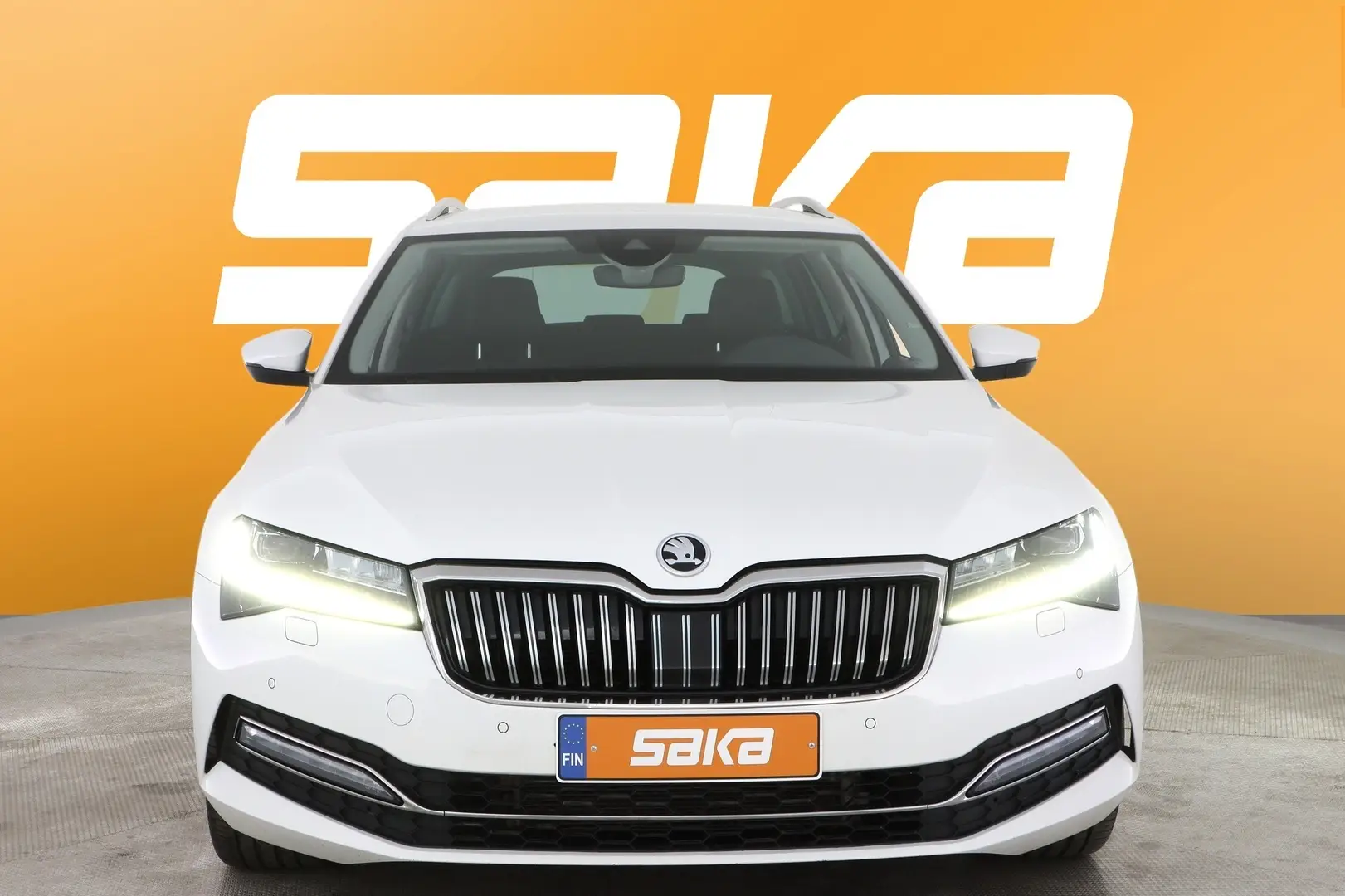 Car Image - 1mRM6aVx5eEYs2MTcgbr3T