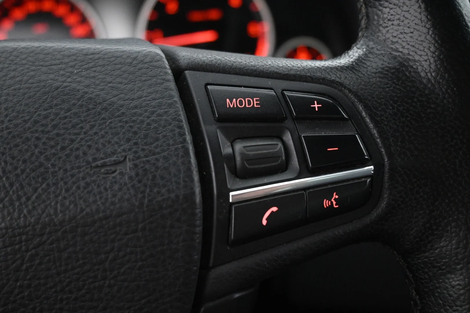 Car Image - 57jv7LJS6mgnuV9msLl5iX