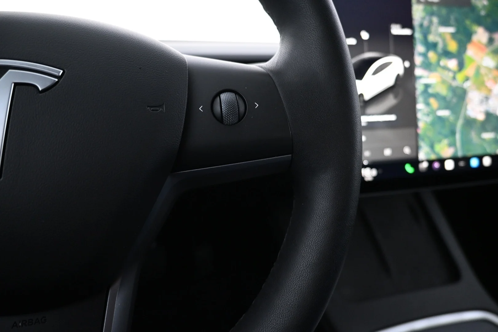 Car Image - 140MBpQPjLUu94iEeTkHE2