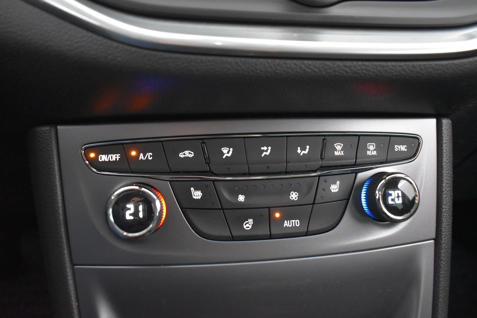 Car Image - 6Es8UeYl5gqnacETouBRHl