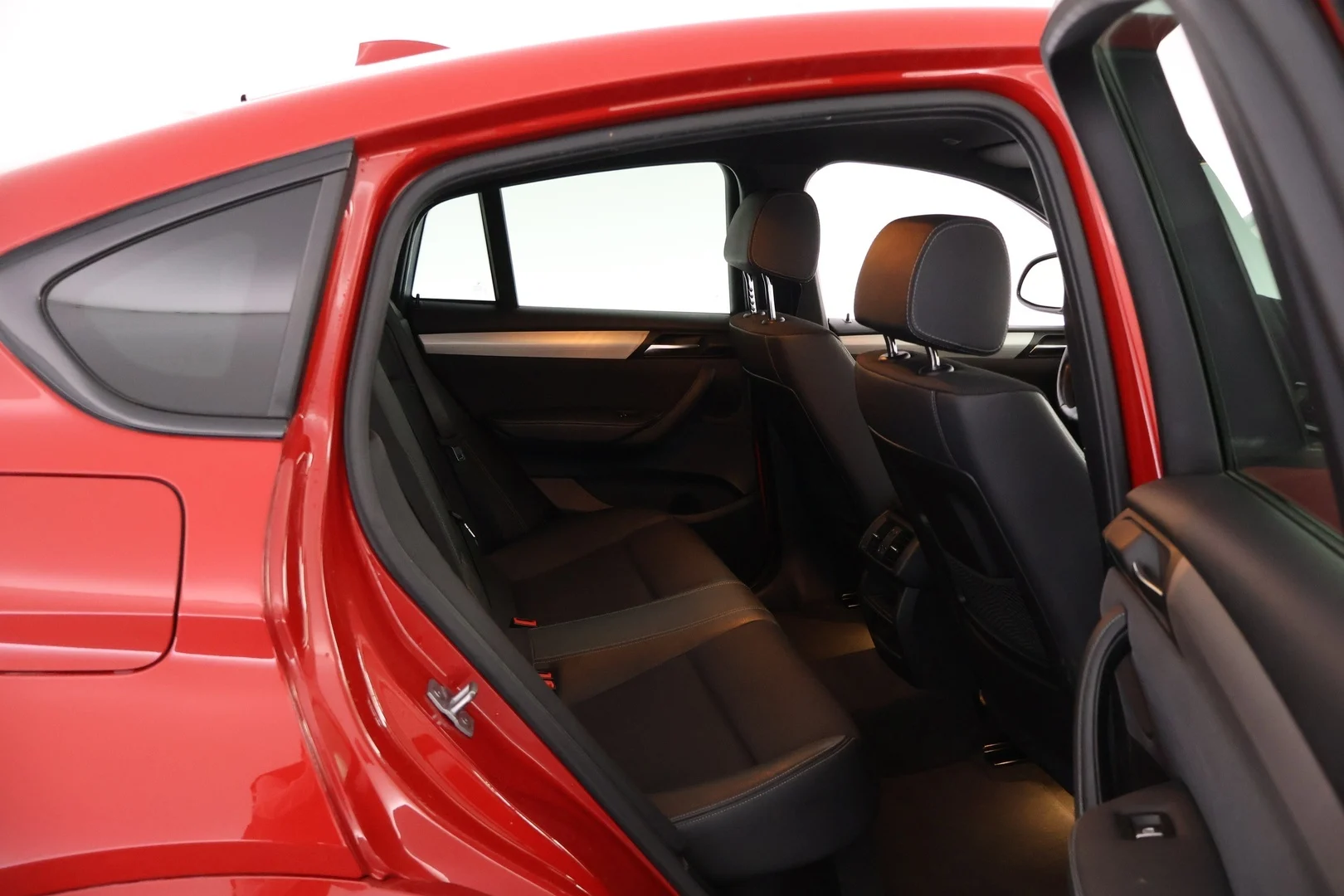 Car Image - 3DiPSR5TTSDvoUKVO2NoZo