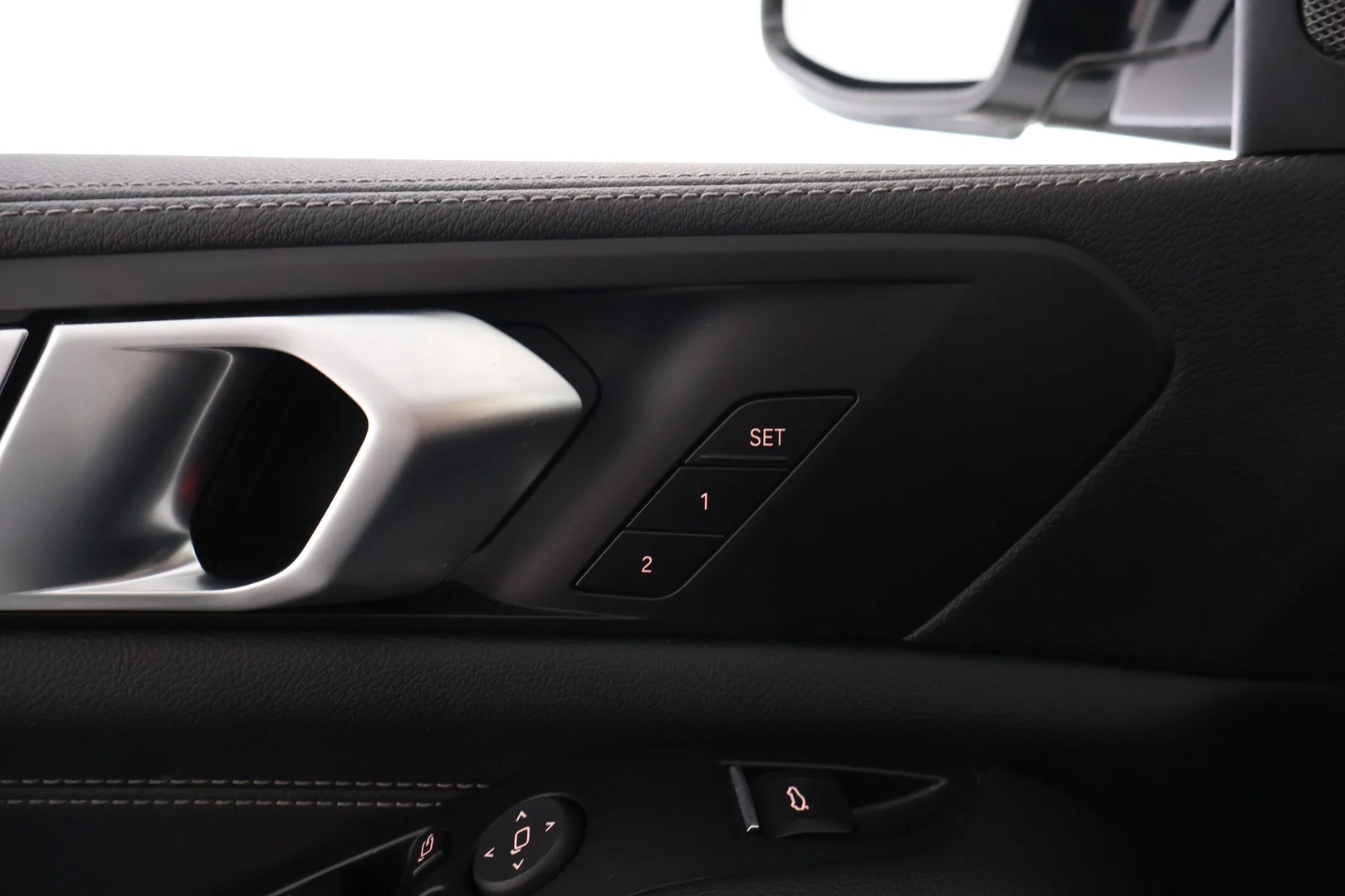 Car Image - 30CvufIx3IszXFDJbmThmN