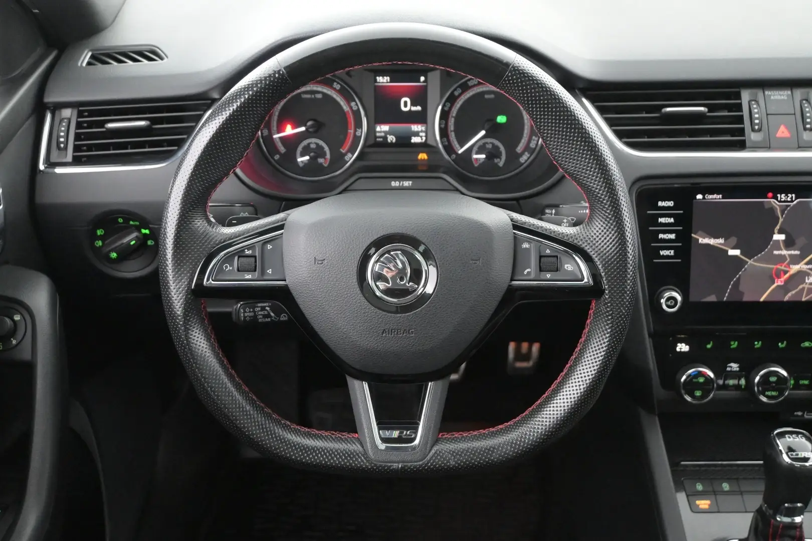 Car Image - 64V3zn5lWc1QItdJFCDJkl