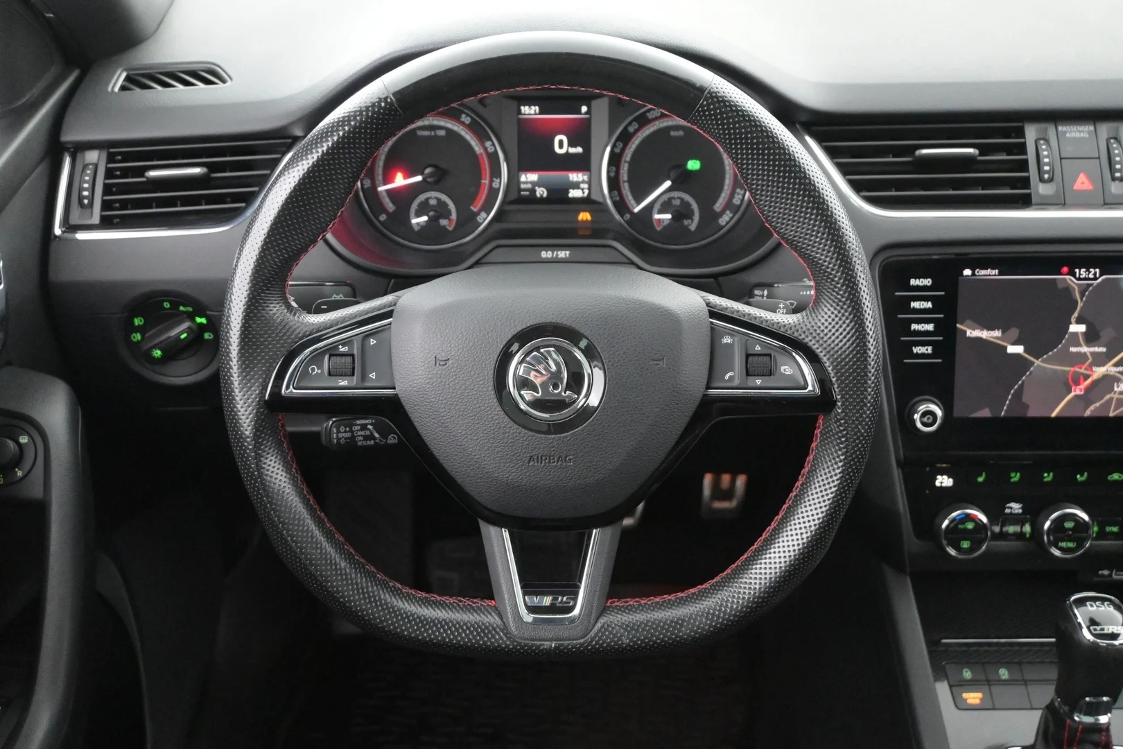Car Image - 64V3zn5lWc1QItdJFCDJkl
