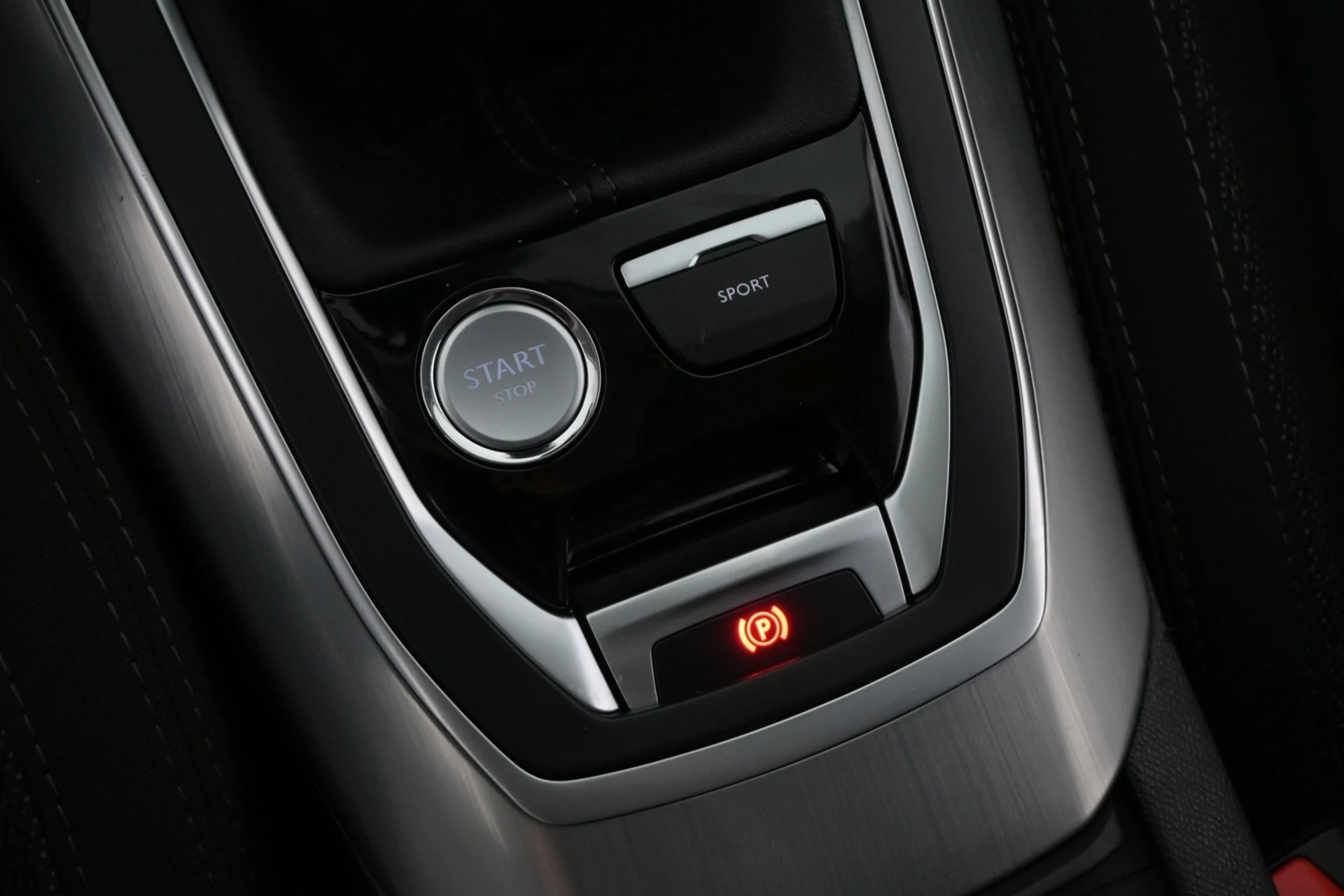 Car Image - 4d9SesOW4rapRIxeMWQkcX