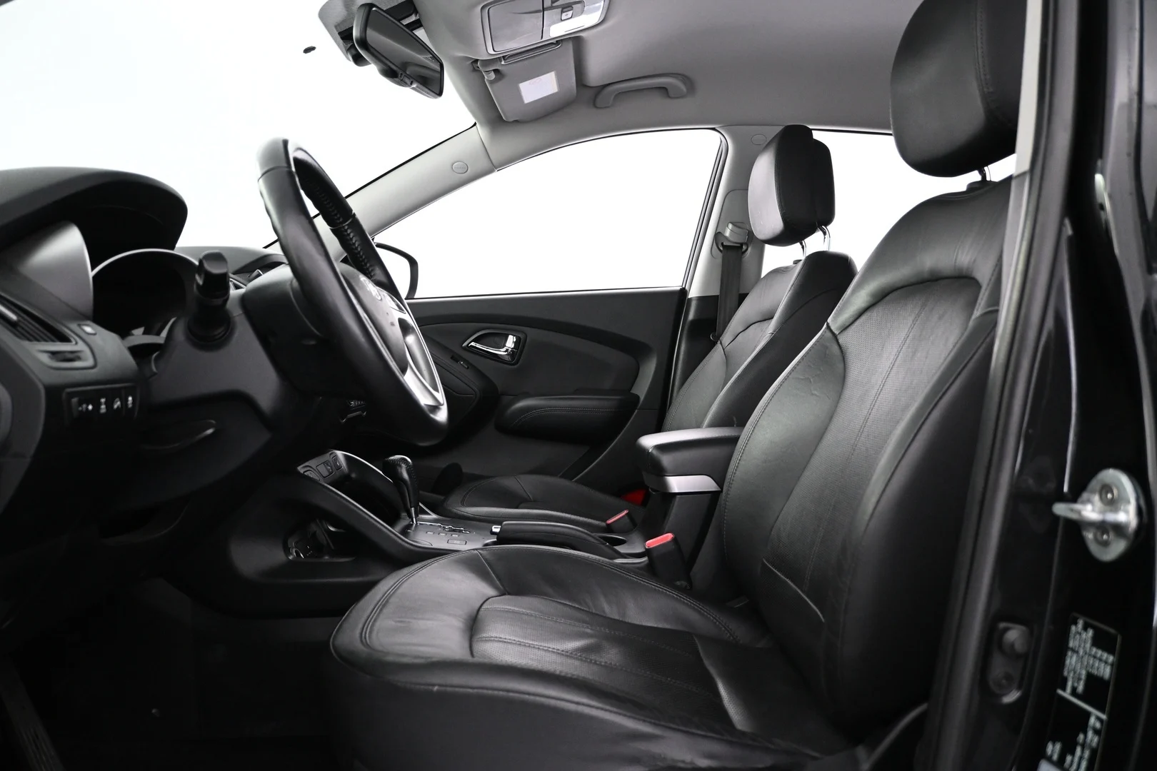 Car Image - 7bQic6eEmfvMVZwBTlDEHn