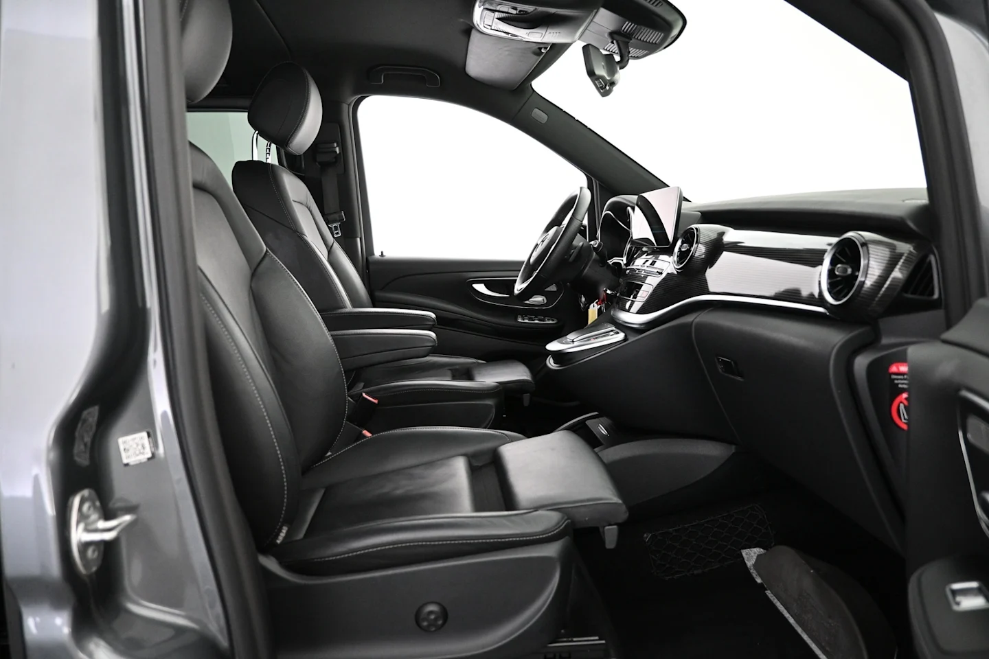 Car Image - 1KVC5KjoAOwUEIVlwmcQZj