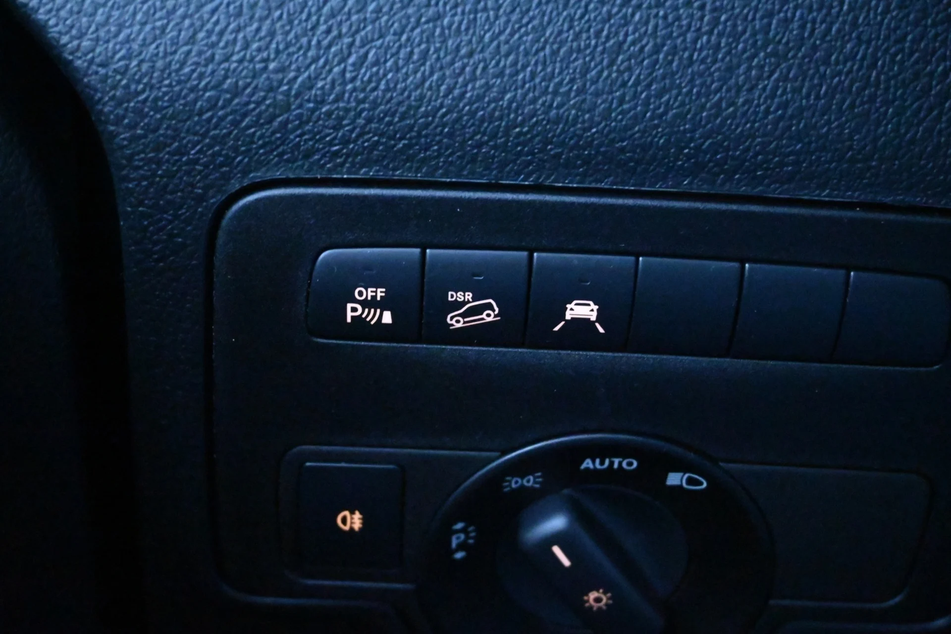 Car Image - 2MbeofKV86Ov2k8qMJU5Tc