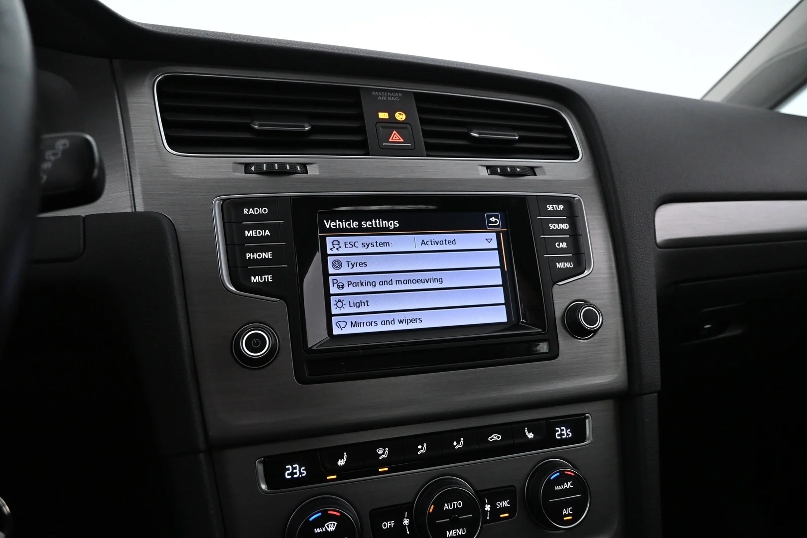 Car Image - 5cV9Lt43UBmtHHnFD3xBMU