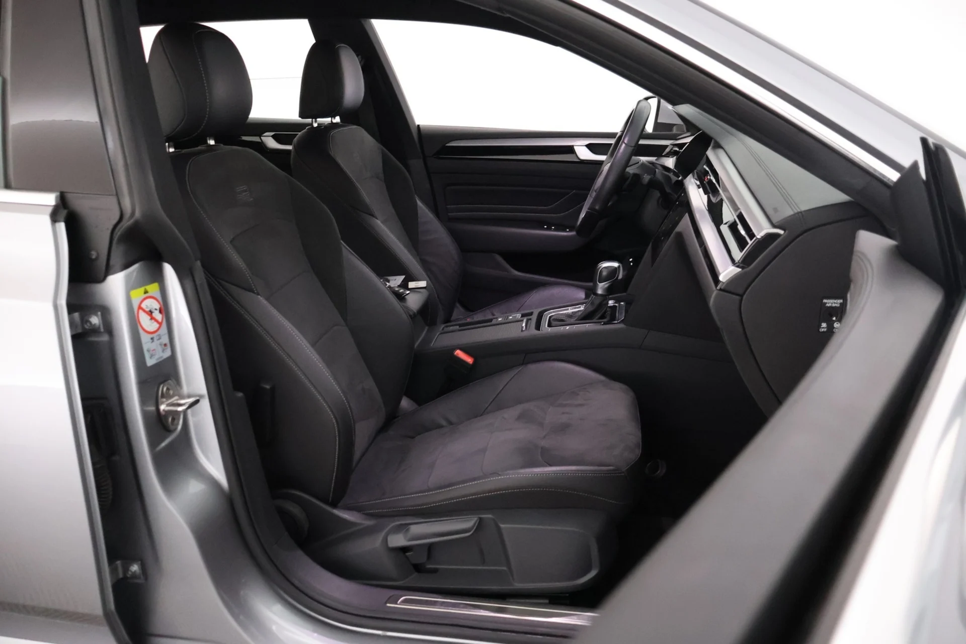 Car Image - 4PrV27CI6KwPxfOuwltM9U