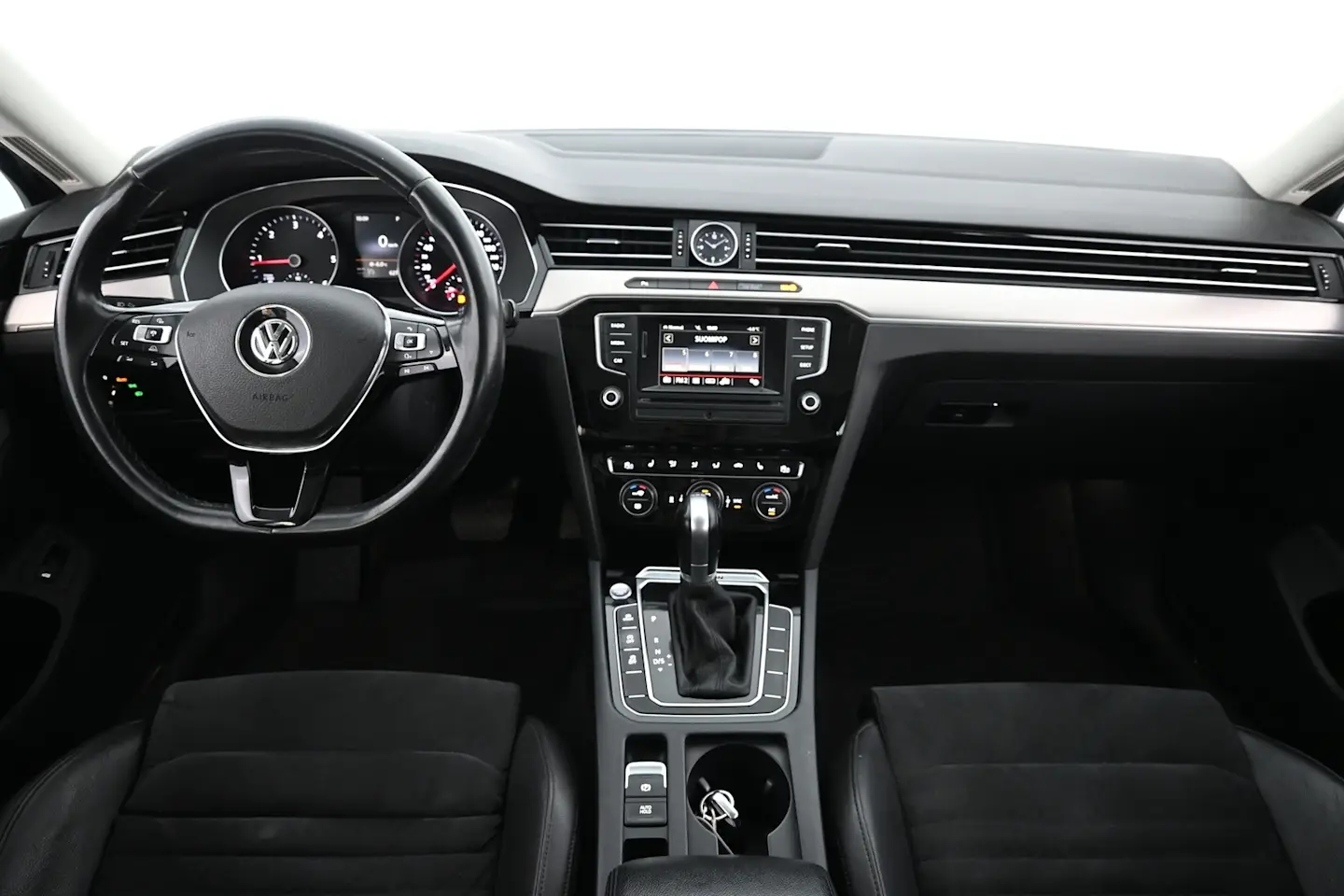 Car Image - AmPOWkyIszQ86j5yAwRQf