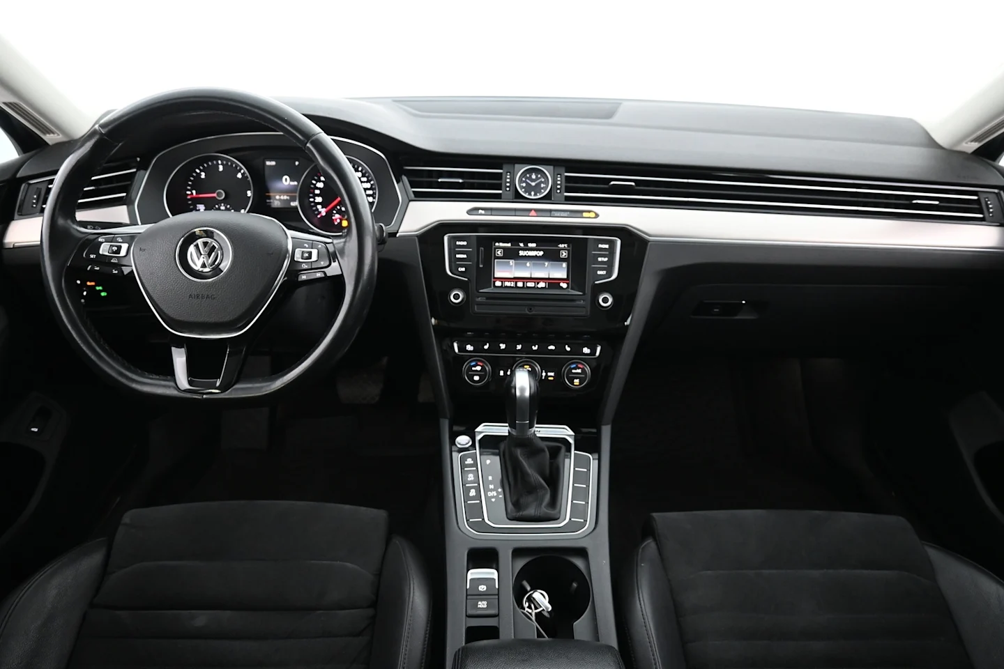 Car Image - AmPOWkyIszQ86j5yAwRQf