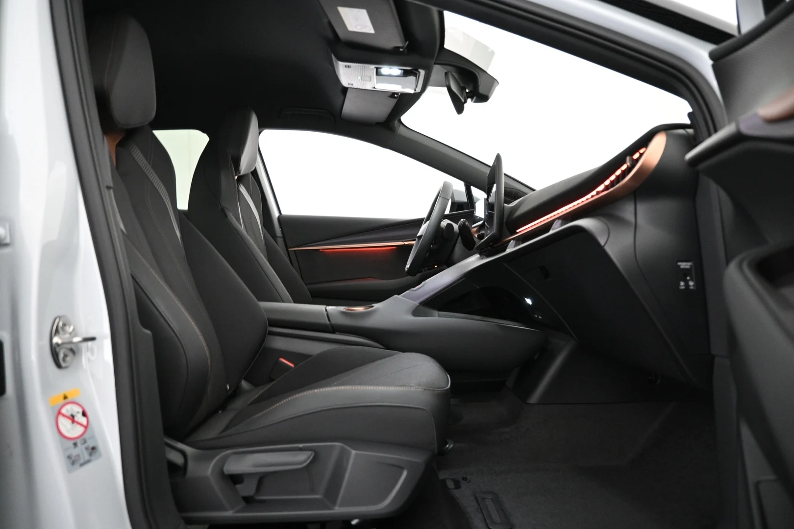 Car Image - 5wHEBGfOLMkPpcKk0Oi01V