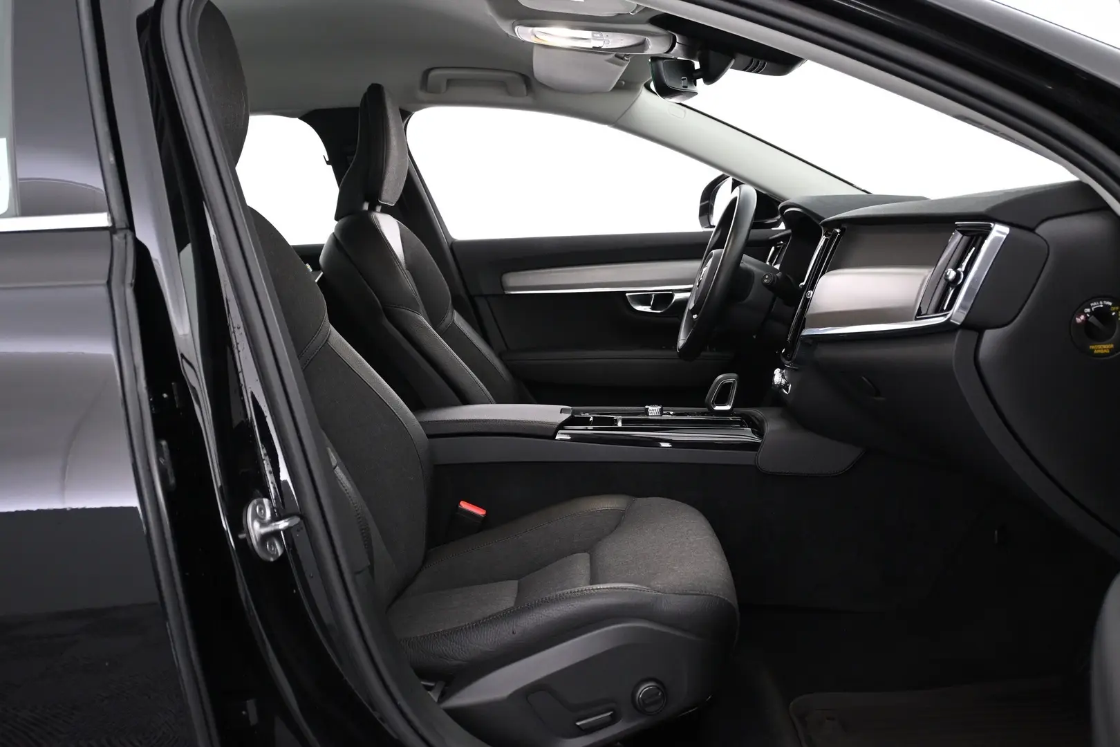 Car Image - 3WuJR9ac9XMyLSQXLePdTJ