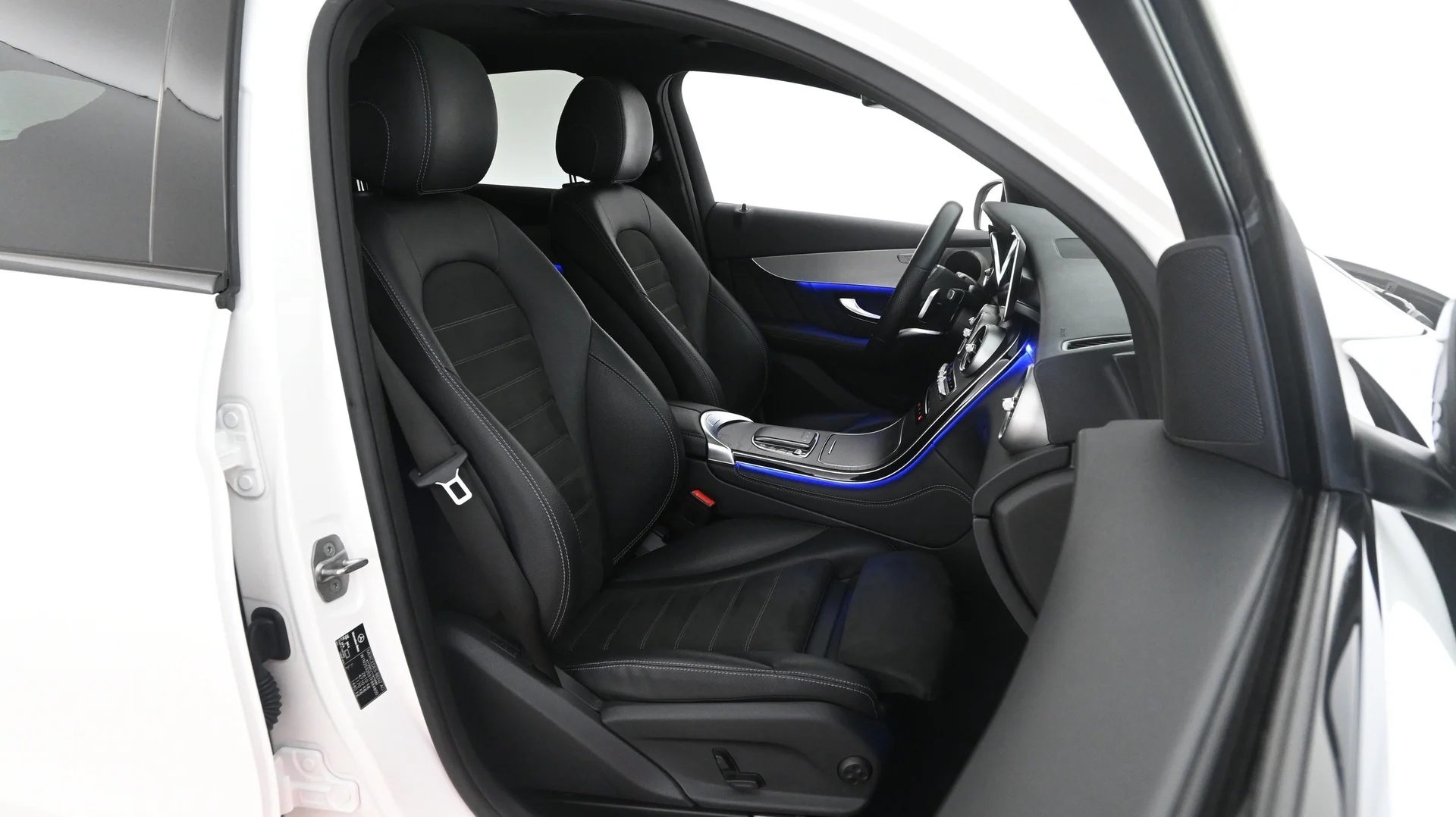 Car Image - 7hJKispz1JWmzM5OSZVHaC