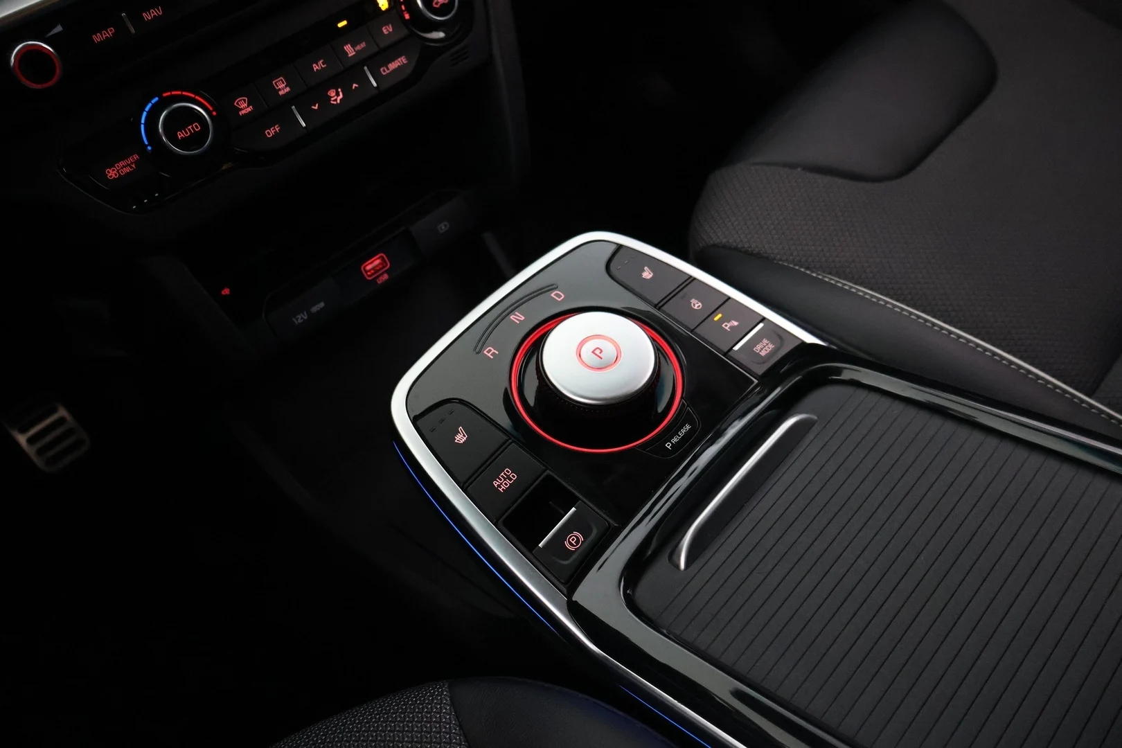 Car Image - 5oYGz0ol6ktBXBrxXlTevS