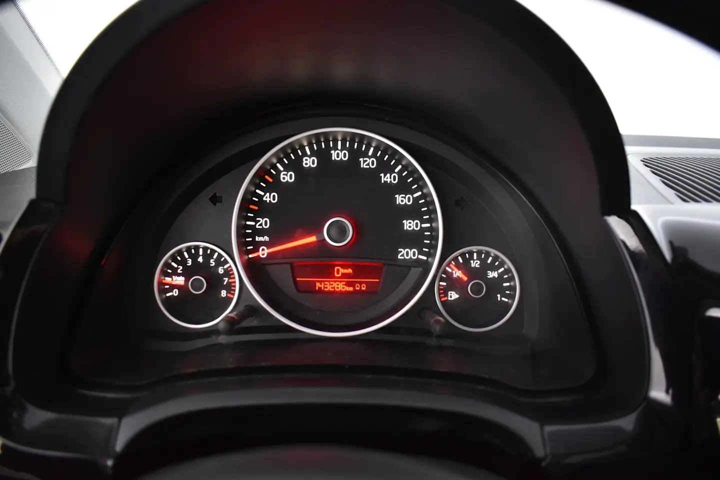 Car Image - 4GDMc3bF7hEyRjmBiyvxBf