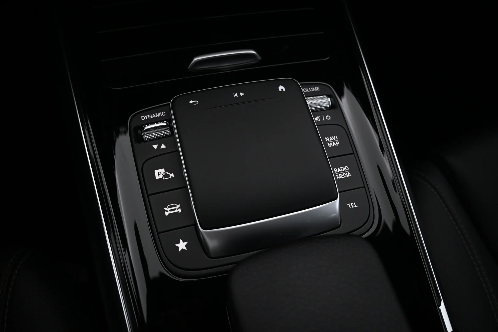 Car Image - 4fkVvDOmbSPS4yxpsF1776