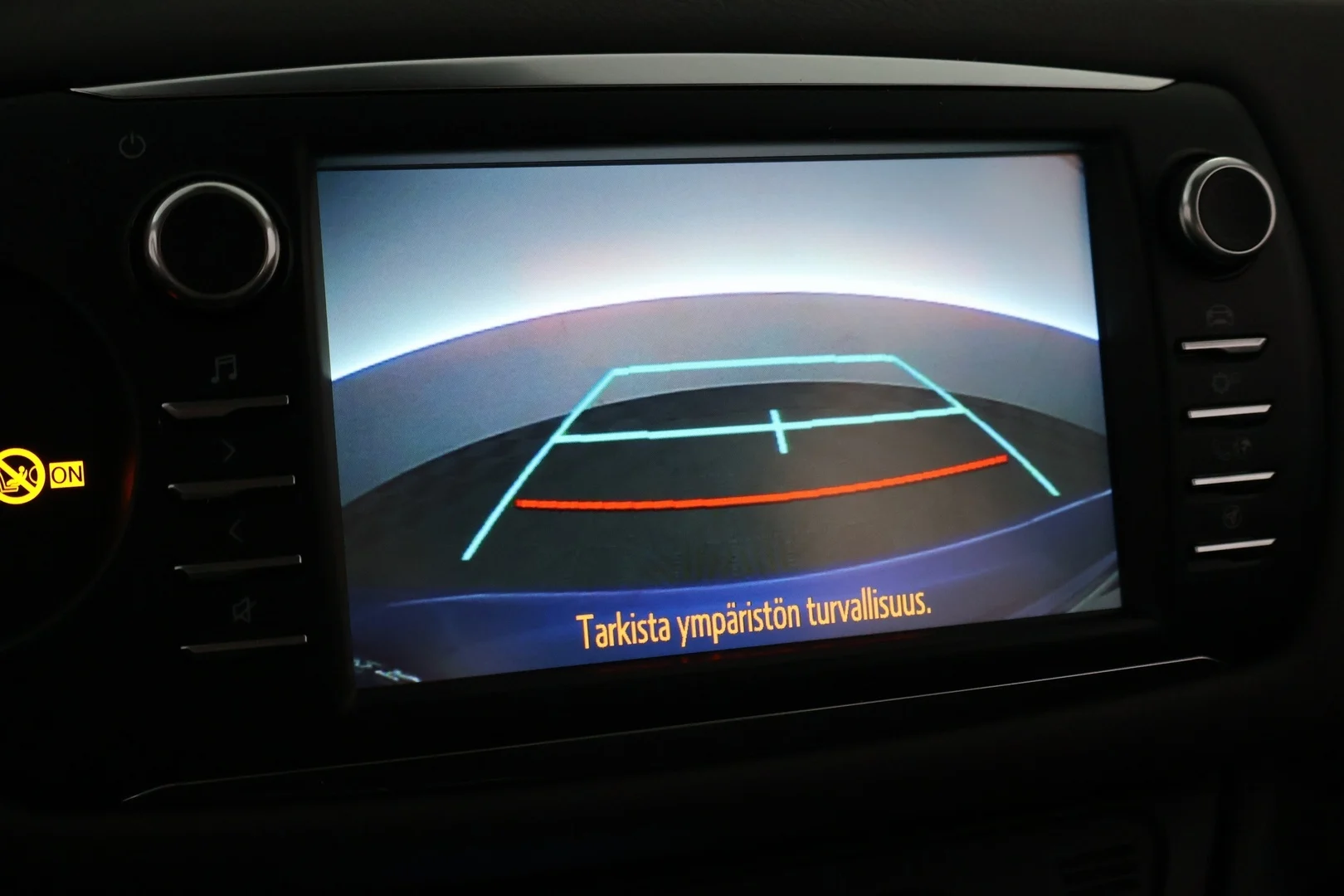 Car Image - 2Yzvl9yh7AztIwo2y00k0n