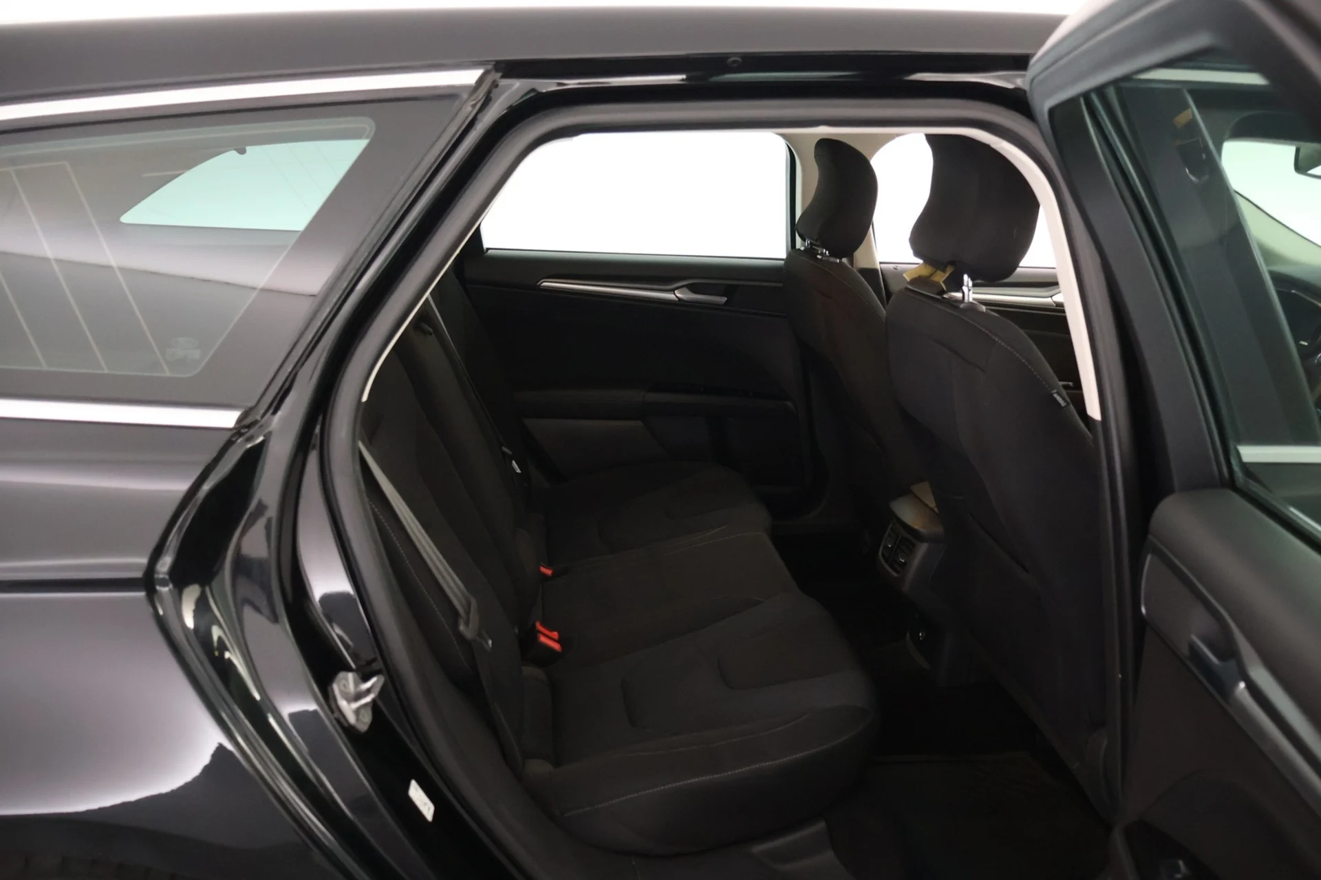 Car Image - C0pD4PJFpZUzNSGT8JbLX