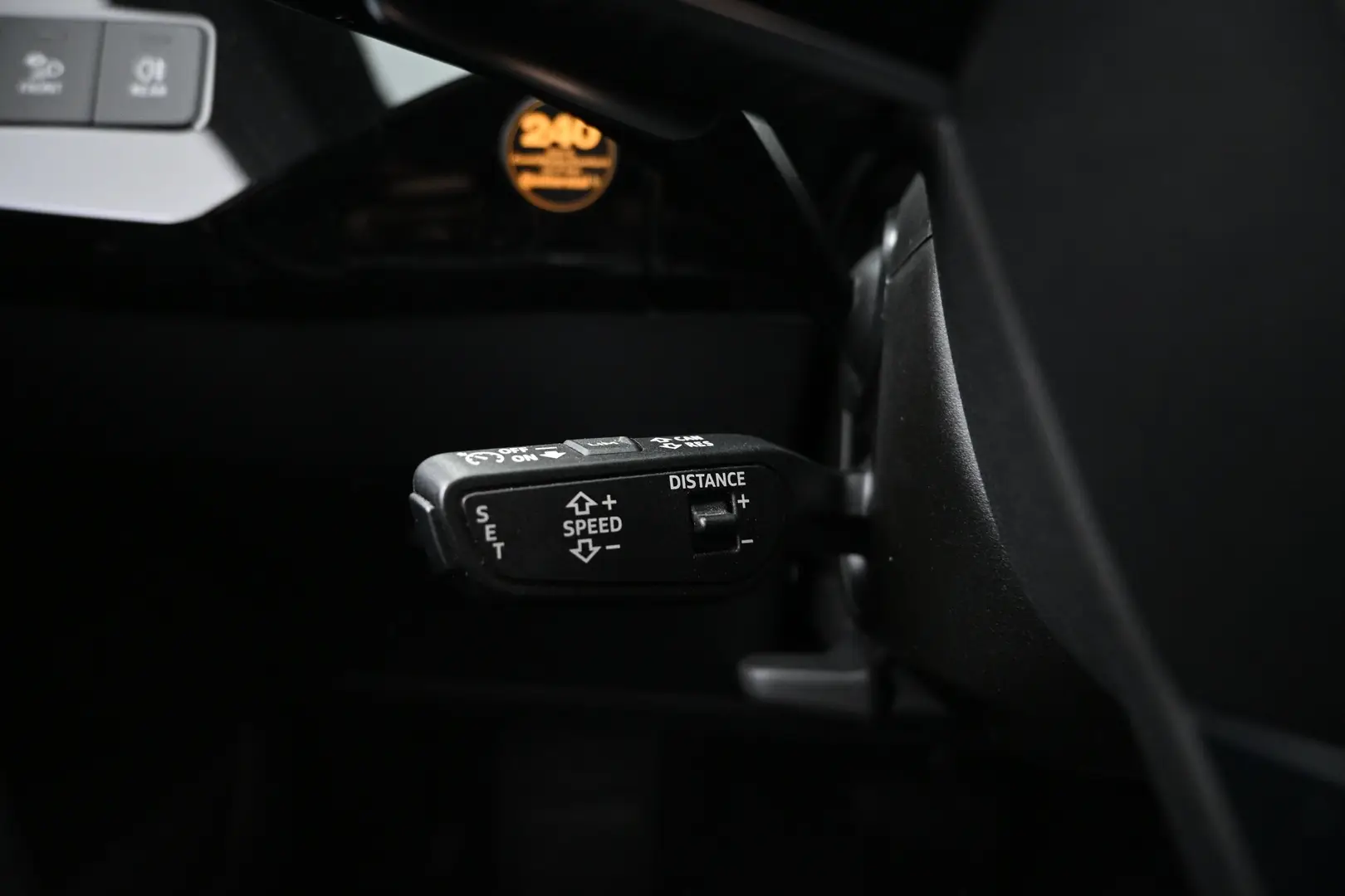 Car Image - 6LvkYvJfHlTz20ZEr3k0ji