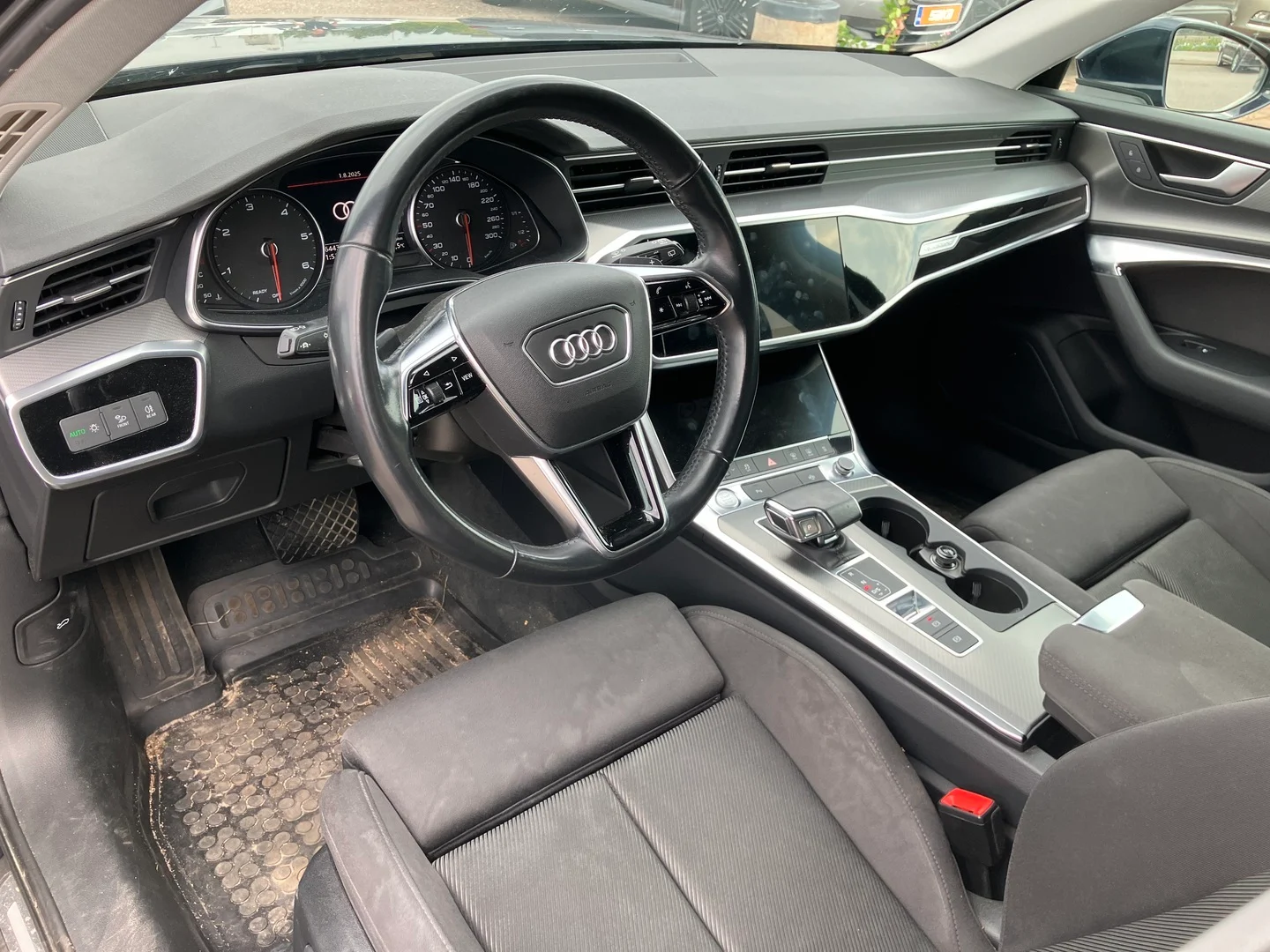 Car Image - 59pdgCp11F8Yg9zoSKlf3s