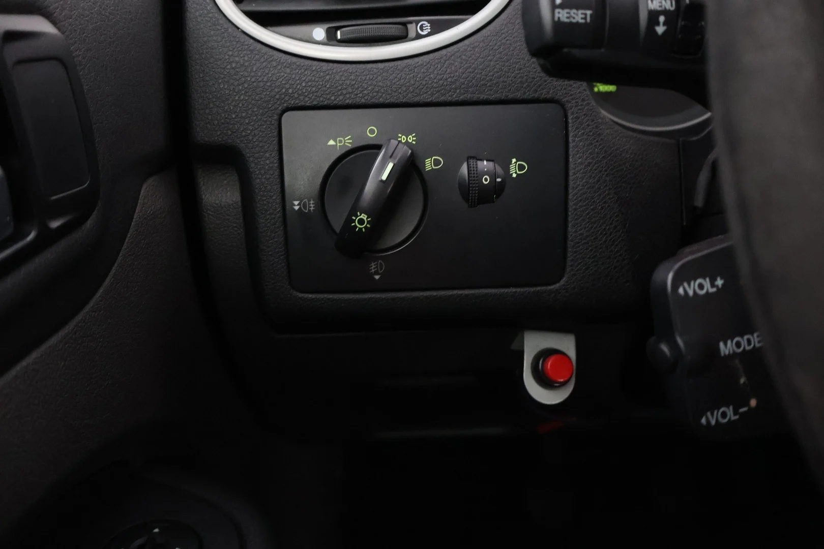 Car Image - 5fQ9B07QdTuhK9kQwpLq0N