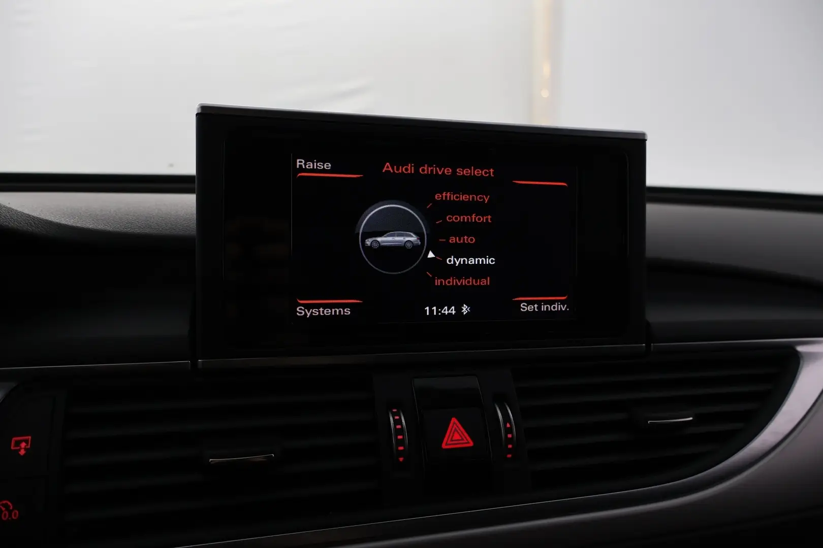 Car Image - 4KSOORdYGLevd6g92Yxo4Q