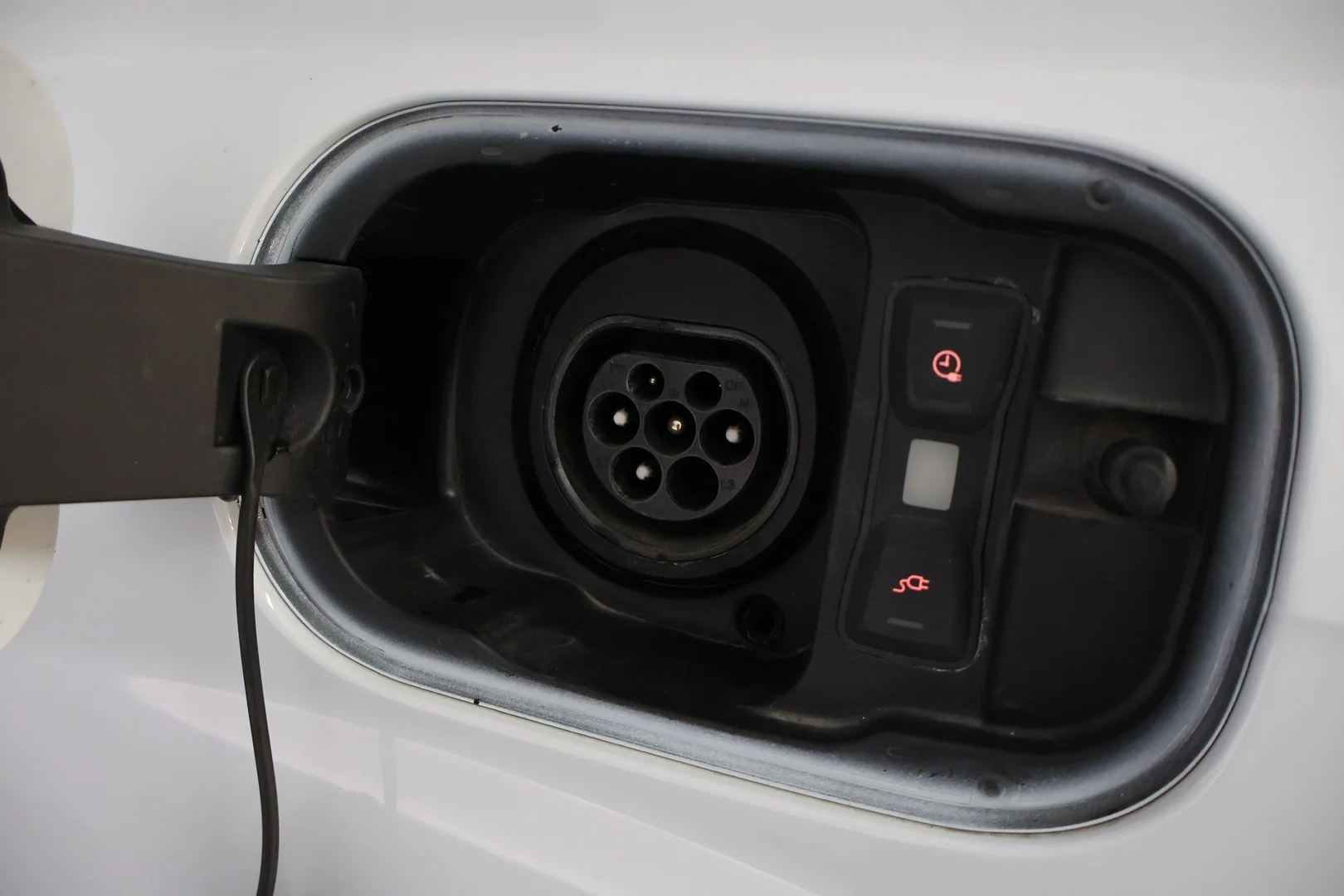 Car Image - 3zCw0Sth6BKwiQeEWDL33D