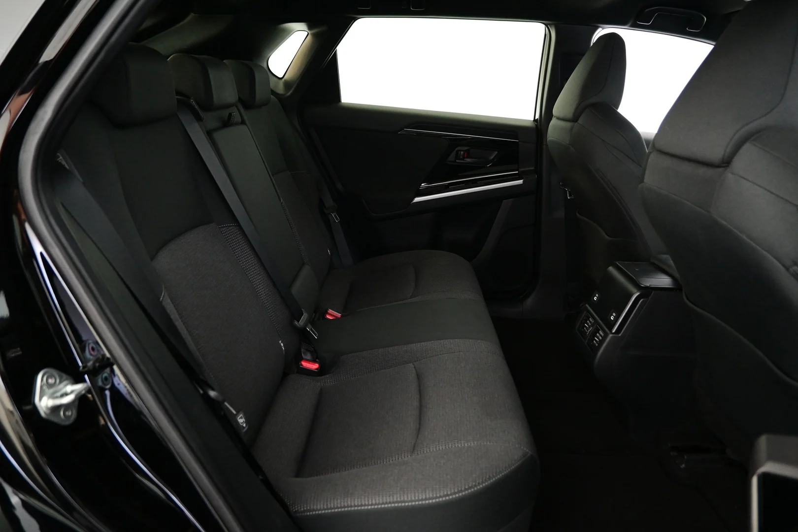 Car Image - 5lMFKIPX3T0vr0YfNatS8X