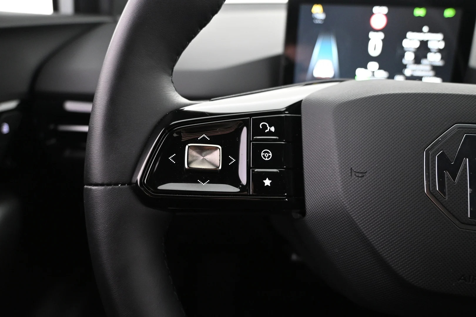 Car Image - 30vxHWsUxVitL39aeSWGqL