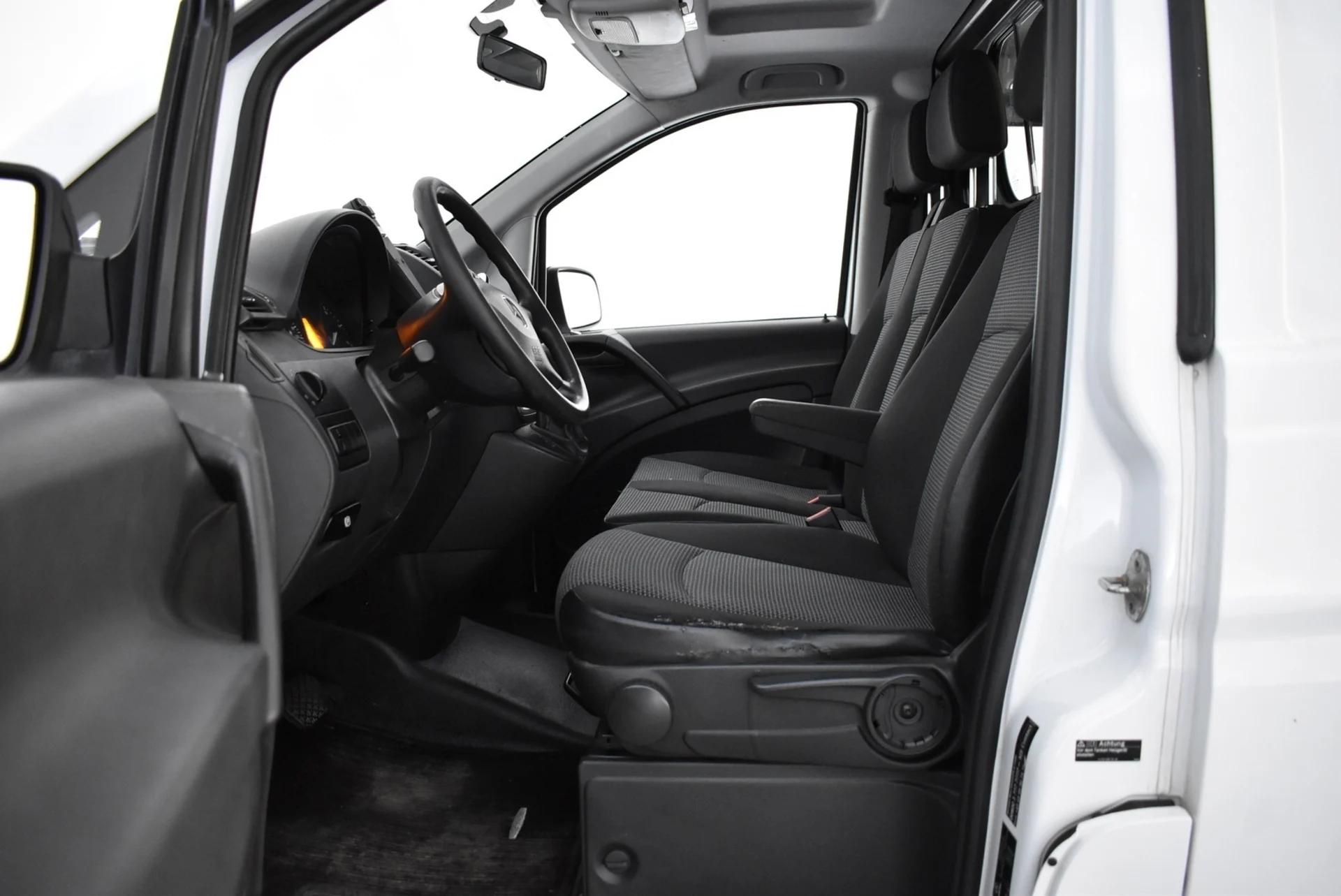 Car Image - 1WHbR1tsnxGSvBNhrK8ReT