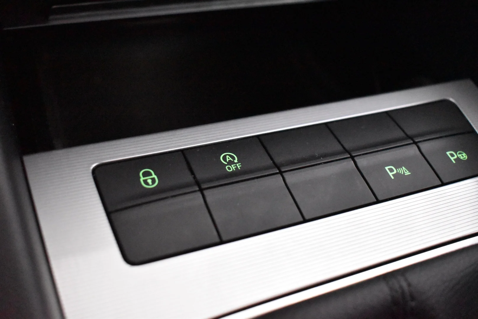 Car Image - 2ev18Zb02CMD920PFdtHk8