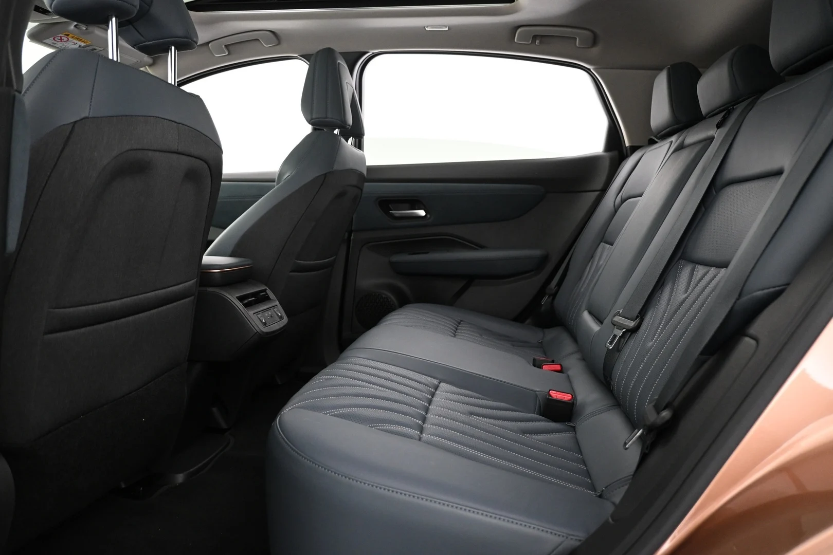 Car Image - 22JeBtsnUKRxF4LF5M73Lr