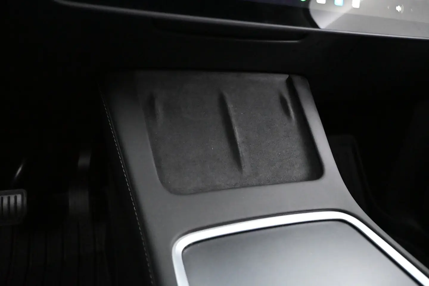 Car Image - 5wMQvMc60y3vtZZdrCBm33