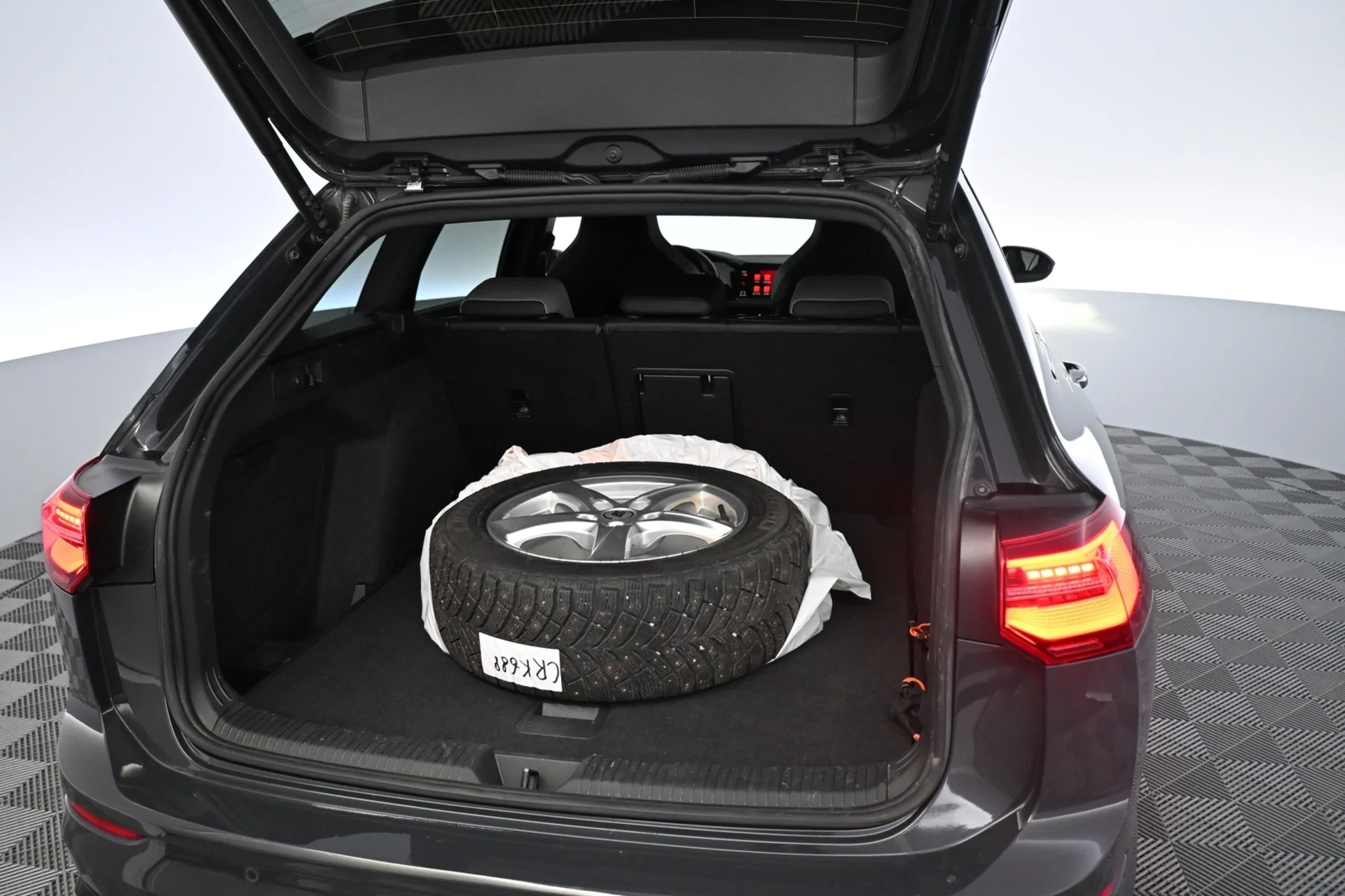 Car Image - 53v2MqeL1BvLUwHqCOQNCZ