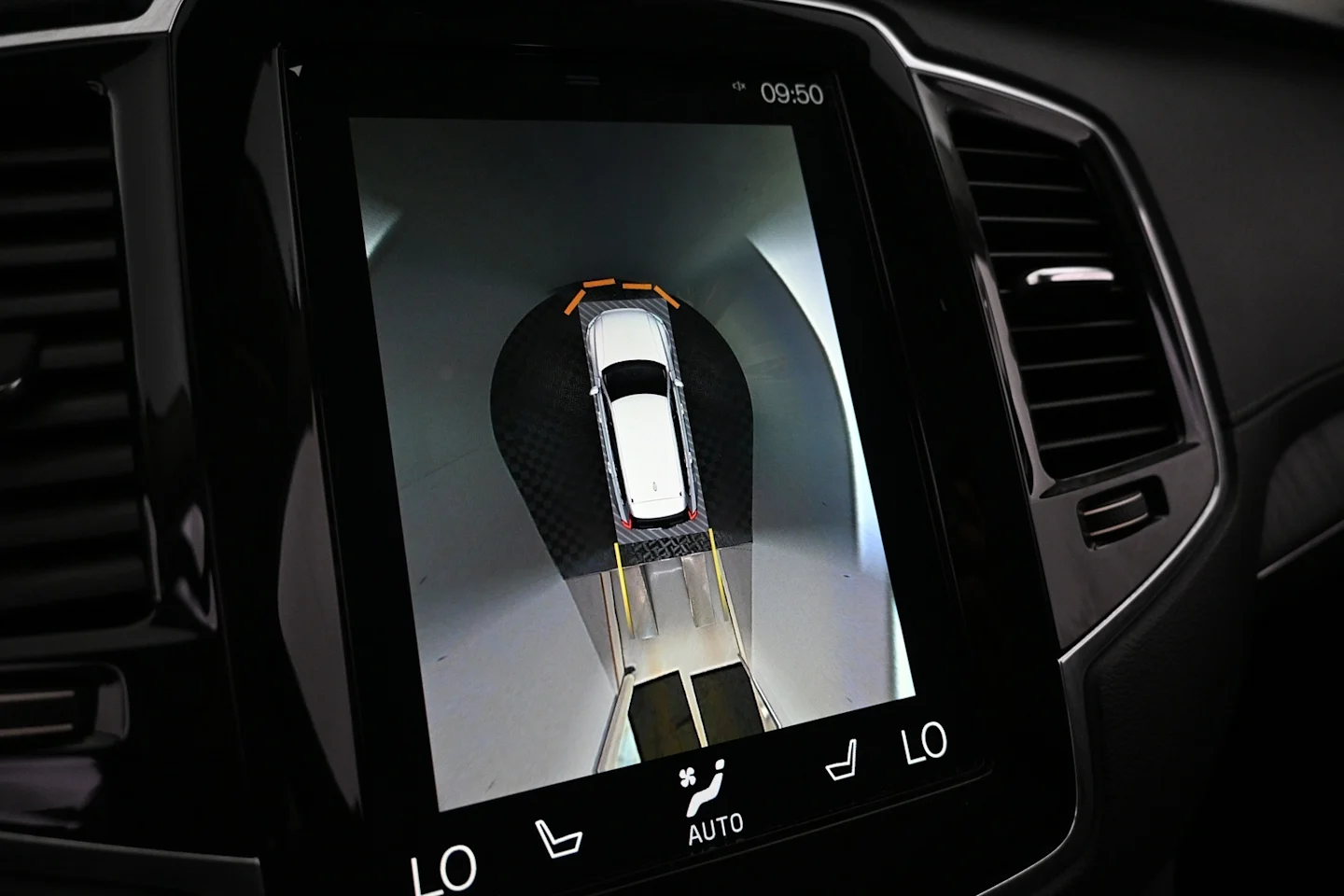Car Image - 41Inm4ojLLscQVaudBaMmk