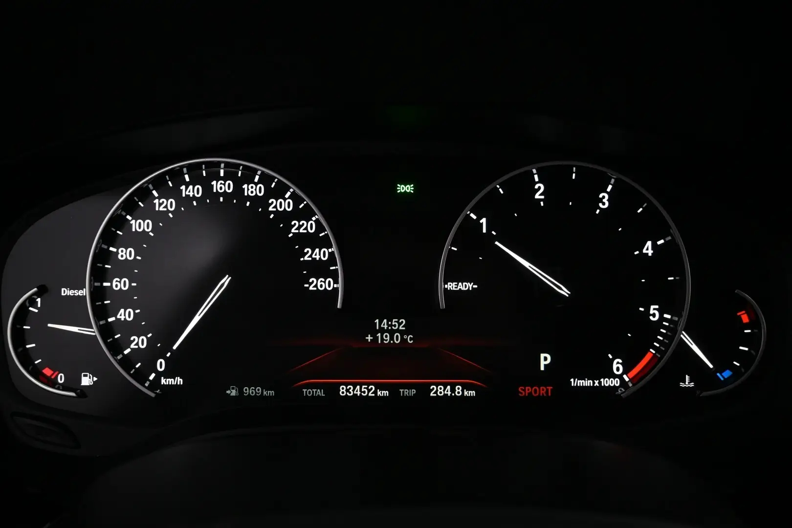 Car Image - 9RPNEC32VBFpnnaS7VdfA
