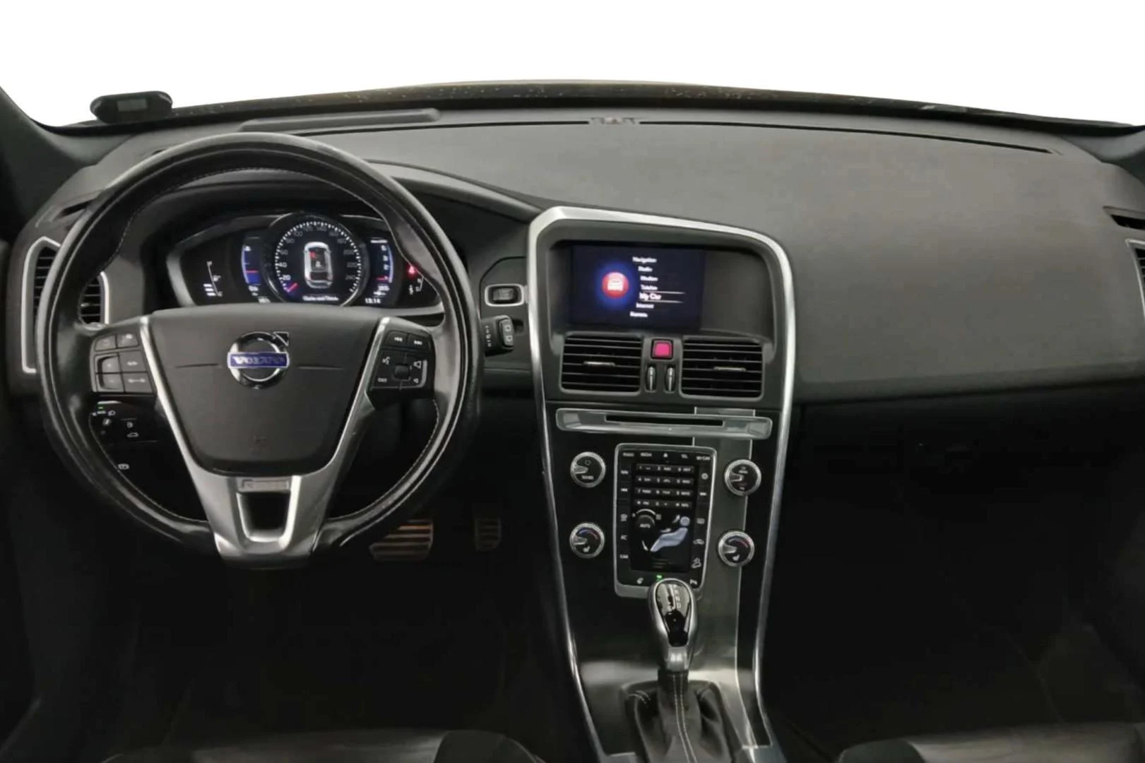 Car Image - 5vHcQdI5D3smYnjx1ERtn2