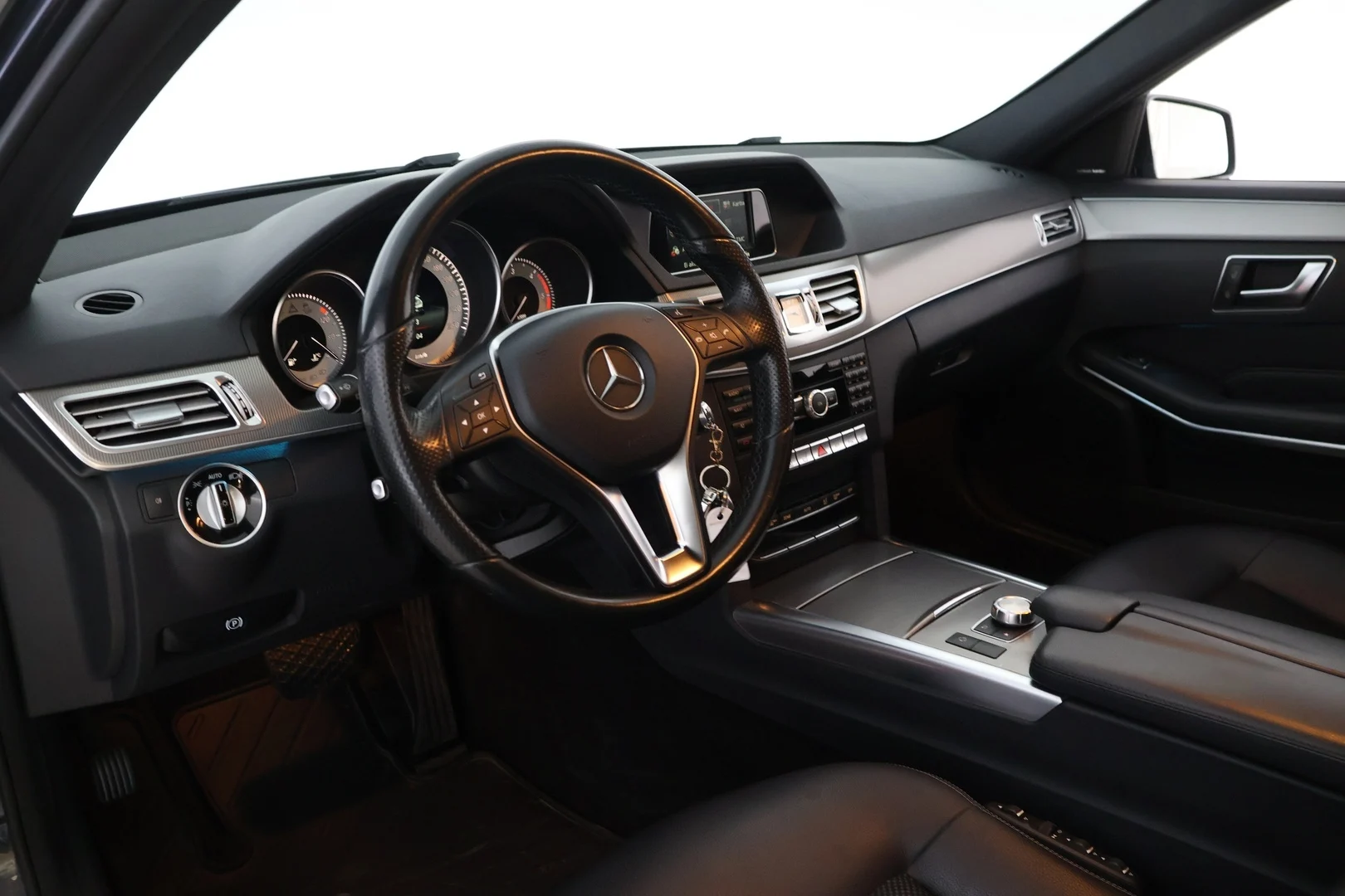 Car Image - 3b4tIwlkBwQRDHNE2WWawf
