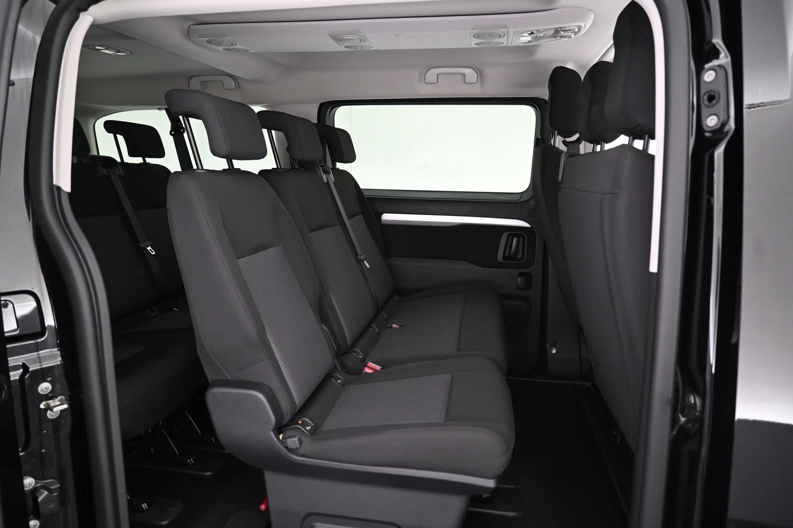 Car Image - 4EbNjsYa0u3fIhQxfy3PPi