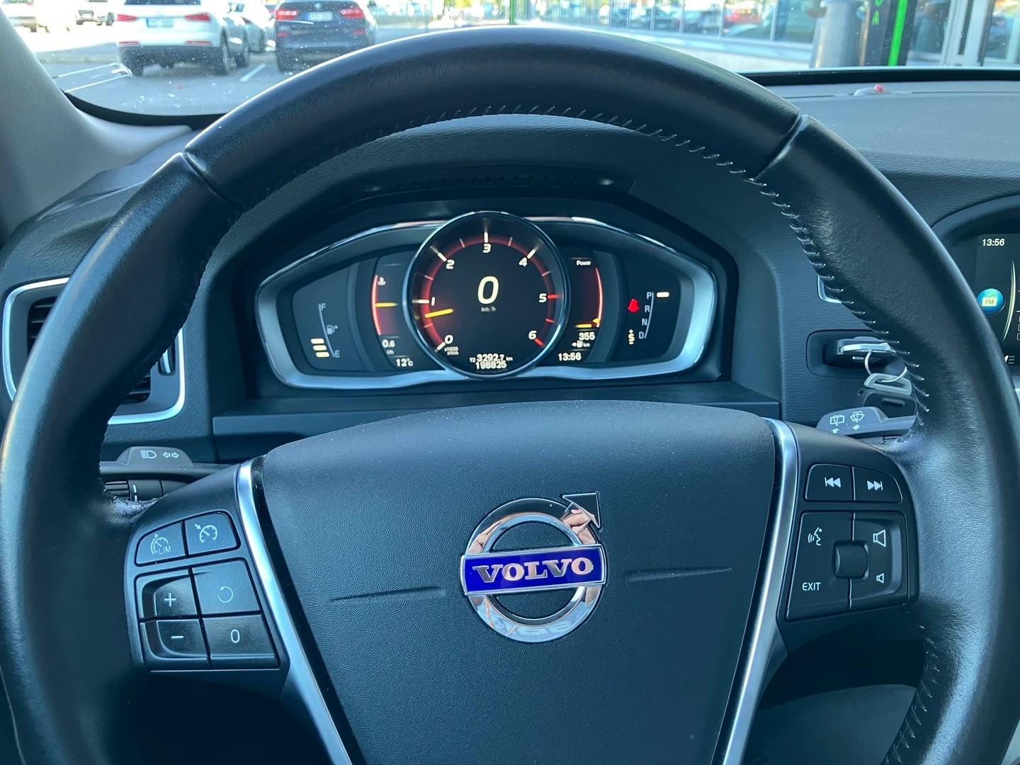Car Image - BqGtVj7kGI3RCgLEcsJQd