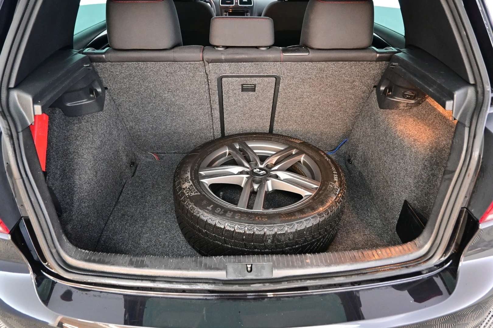 Car Image - 4XLPDrkV5p9kaRTdIyzOZK