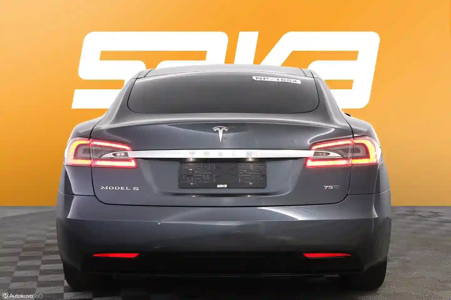 Car Image - 3YQEq5qONcXinWyDLMH2DL