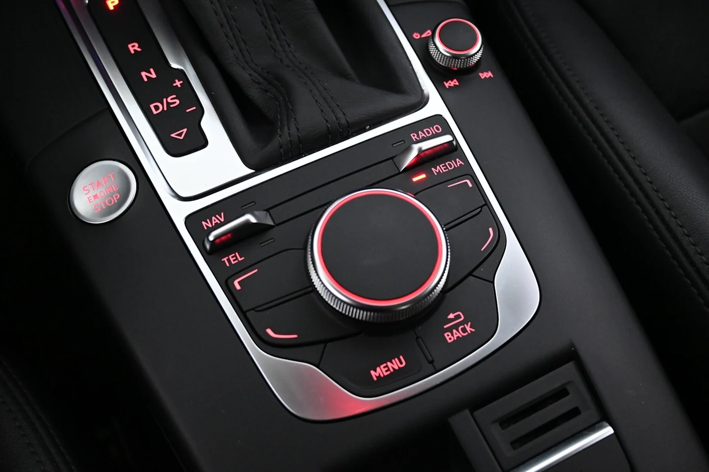 Car Image - 10rcwYM9ehp8zBTL3l7nOE