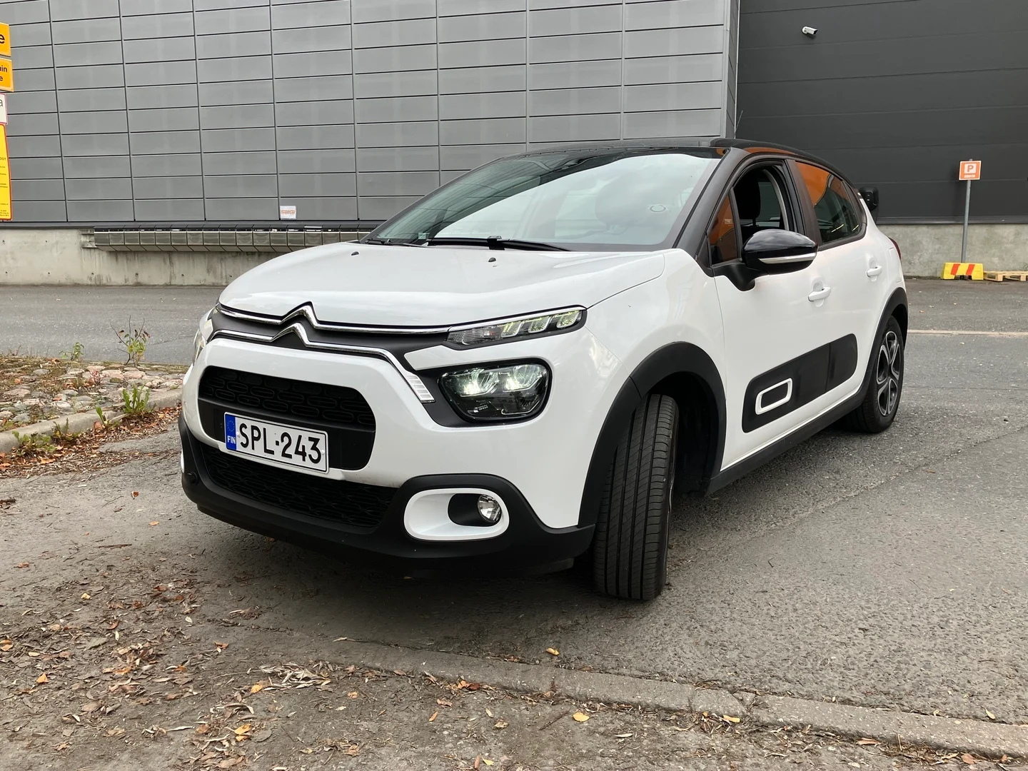 Car Image - 7mSTnGxCZioFyGAp5vt4OY