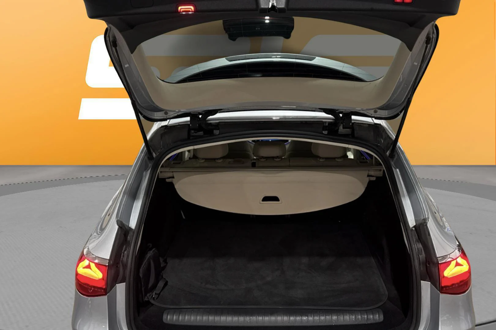 Car Image - 3zJookb1JIUK7M4xlJlQob