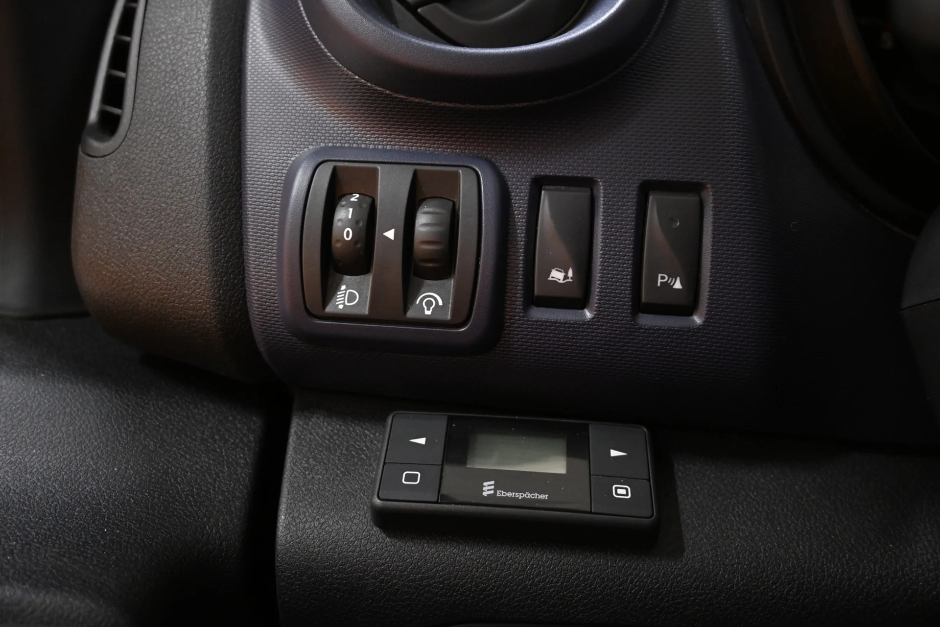 Car Image - 62camGkaIyXV7VaB3TD4jG